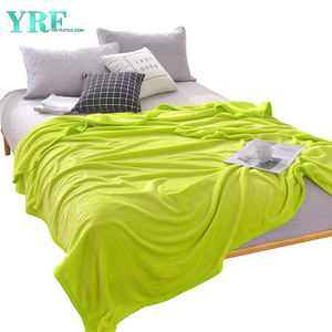 Couleur unie durable de polyester de la couverture 100% de vison confortable pour le lit simple
