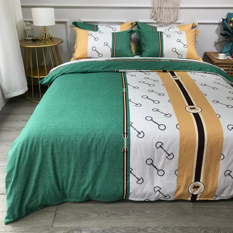 Tissu à la maison de coton de literie de textile confortable pour le lit du Roi 4PCS